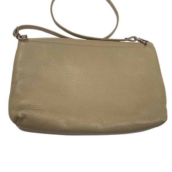 Pebbled Italian Leather shoulder bag - Picture 8 of 15